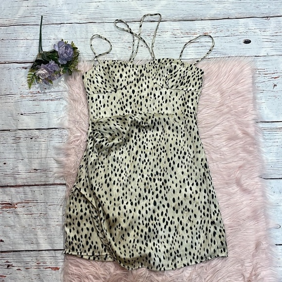 Zara Cream brown leopard print spaghetti strap mini dress - Picture 2 of 9